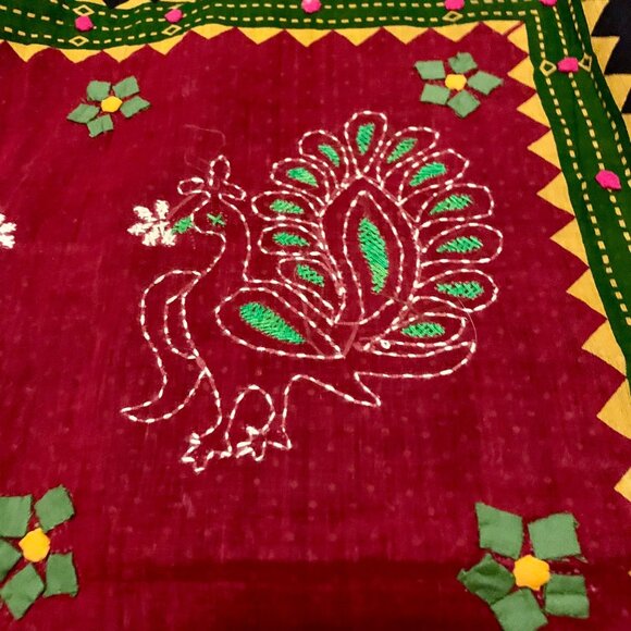 Hand Embroidered Indian Saree Peacock Motif 100% Cotton Multicolor Traditional - Picture 2 of 5